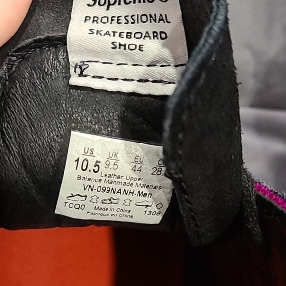 🔥RARE Supreme X Vans Sk8-Hi Velvet Stars Pink Black Mens - Picture 12 of 13